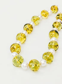 Collana Girocollo con Ambra Verde e Perle in Oro Giallo 18 kt