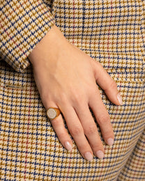 Anello in Oro con Pavé di Diamanti