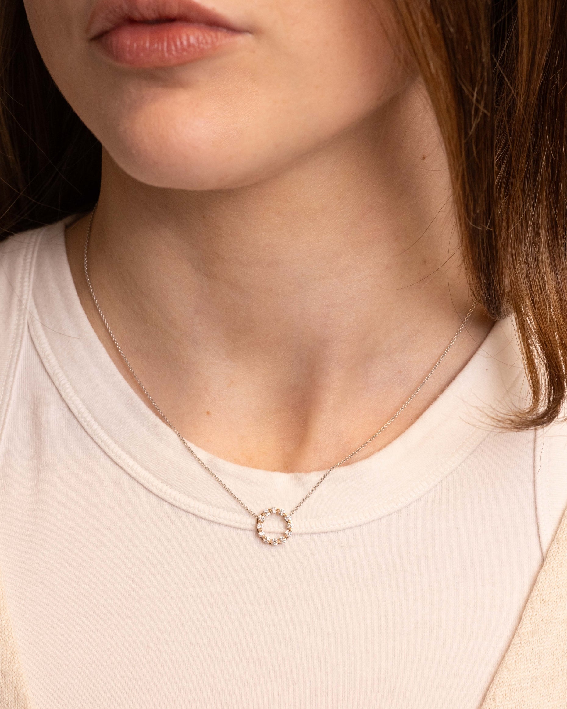 Collana Punto Luce in Oro Bianco con Diamanti