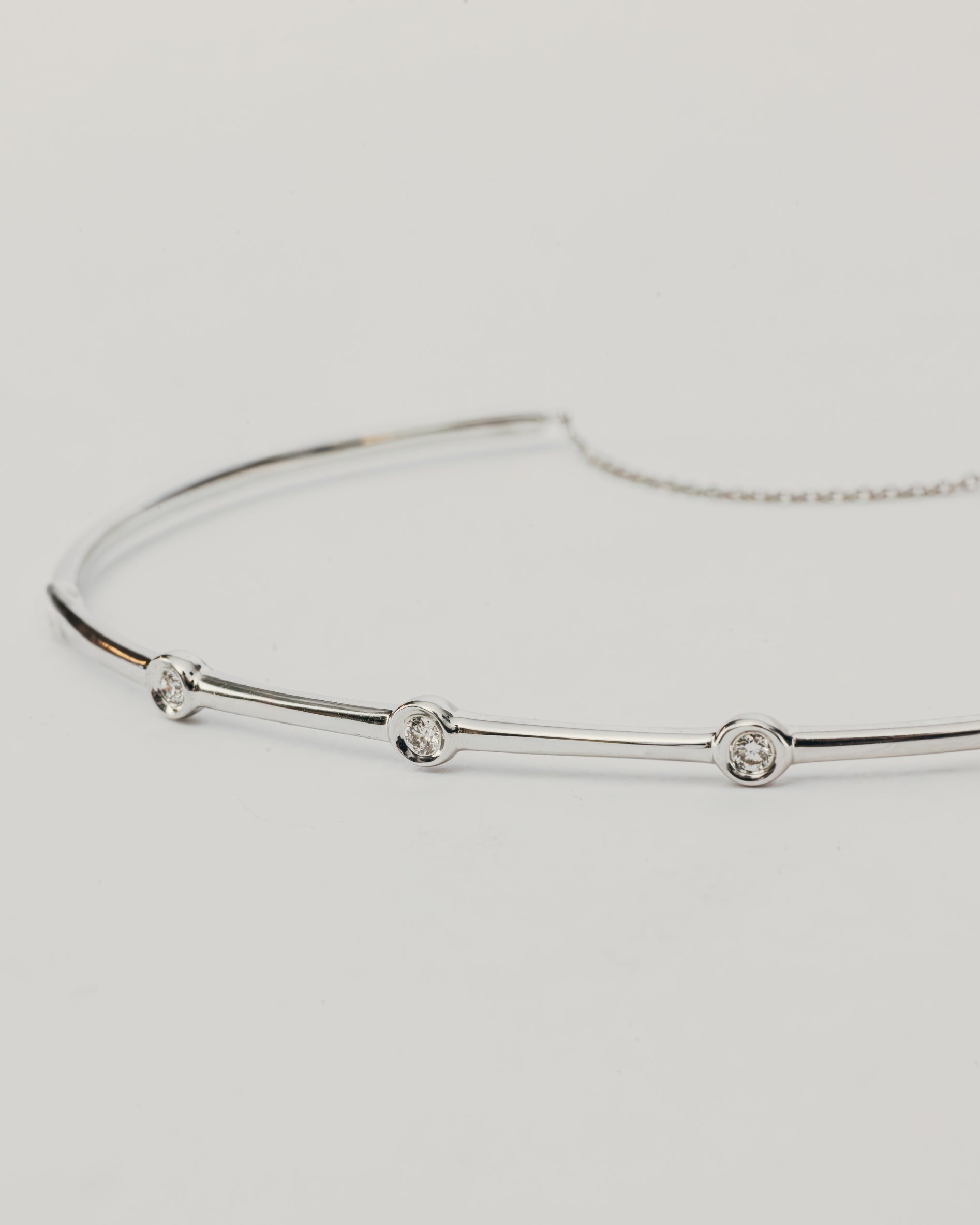 Bracciale Argentato con Punti Luce
