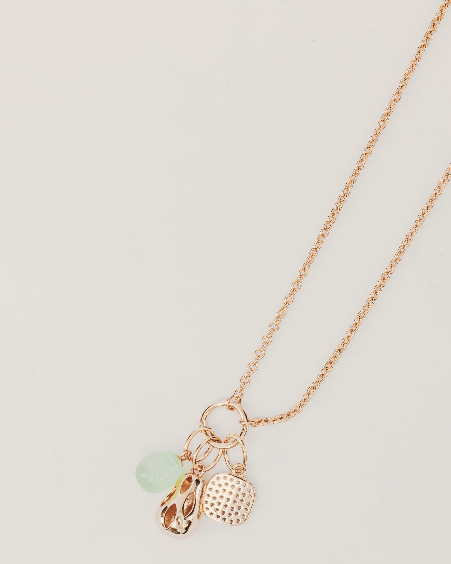 Collana in Oro Rosa con Charm e Pietra Verde Chiara