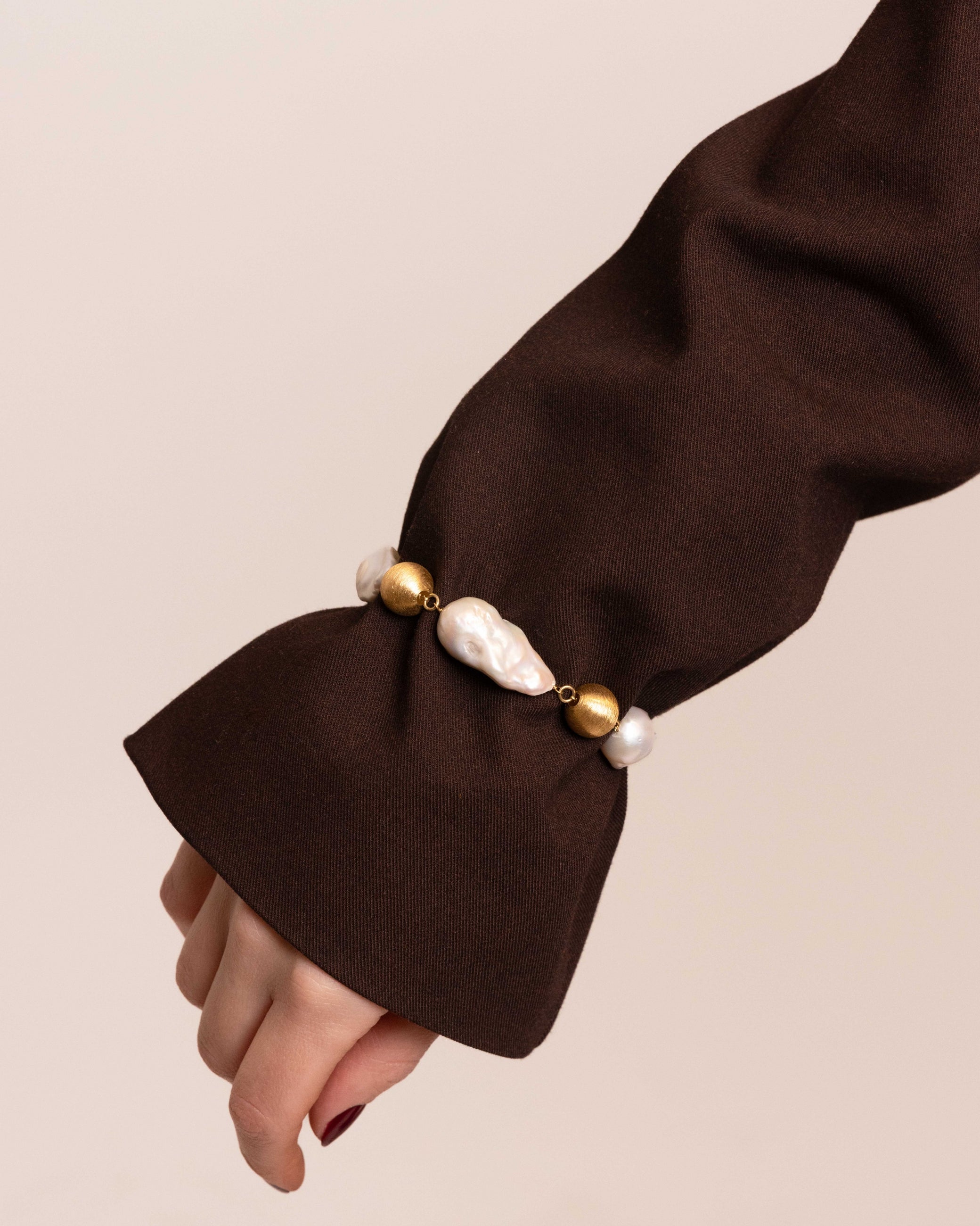 Bracciale Perle Barocche e Sfere Dorate