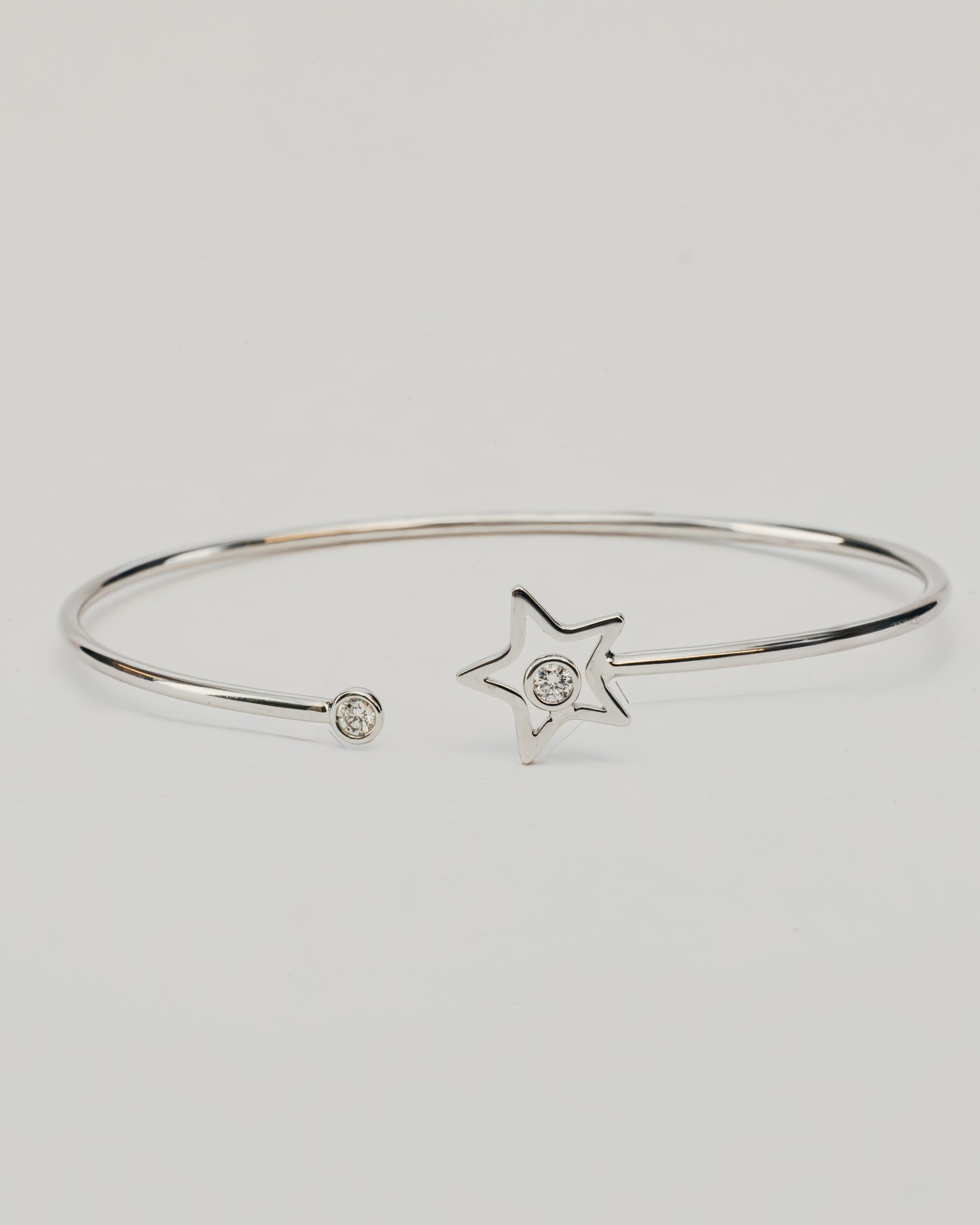 Bracciale Rigido con Stella e Punto Luce