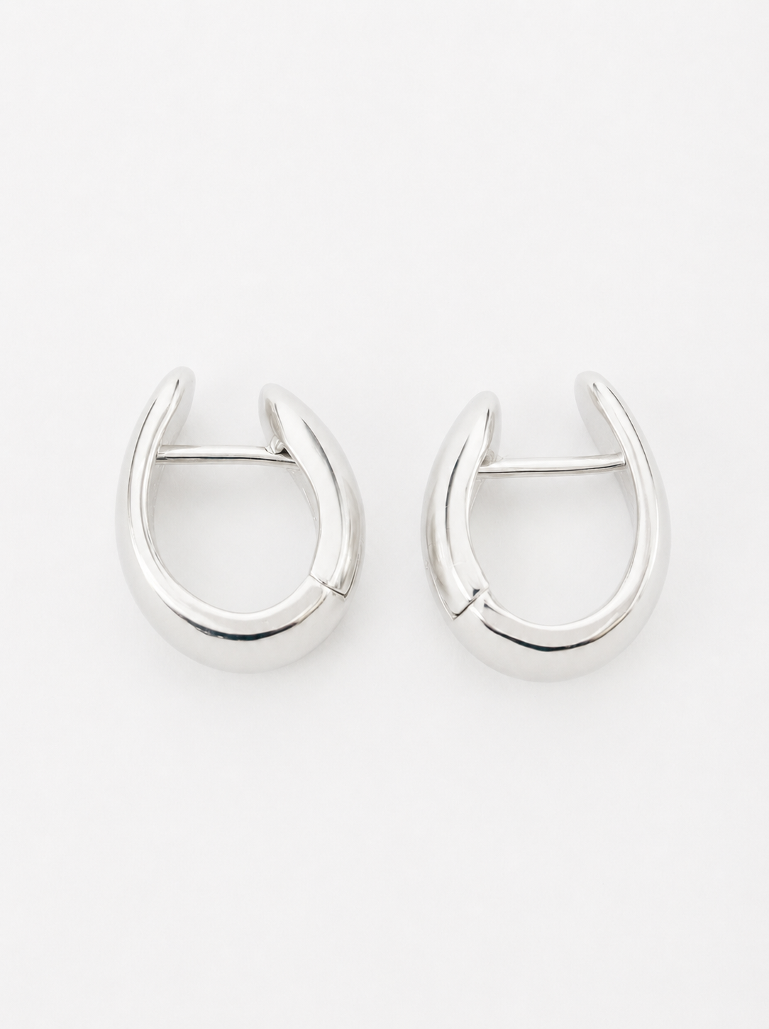 Orecchini a goccia in oro bianco 18 kt